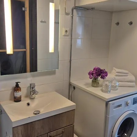 Soulful With Sauna, Free Parking And Airconditioning *
